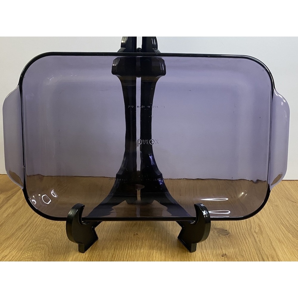 Vintage Pyrex Amethyst Purple 232-R 2 Qt Glass Baking Dish Casserole 11" x 7"